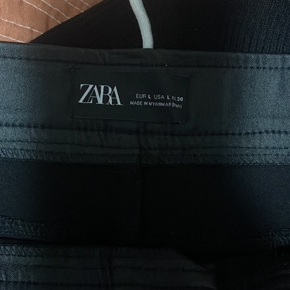 Zara leather pants and long sleeve - Picture 2 of 2